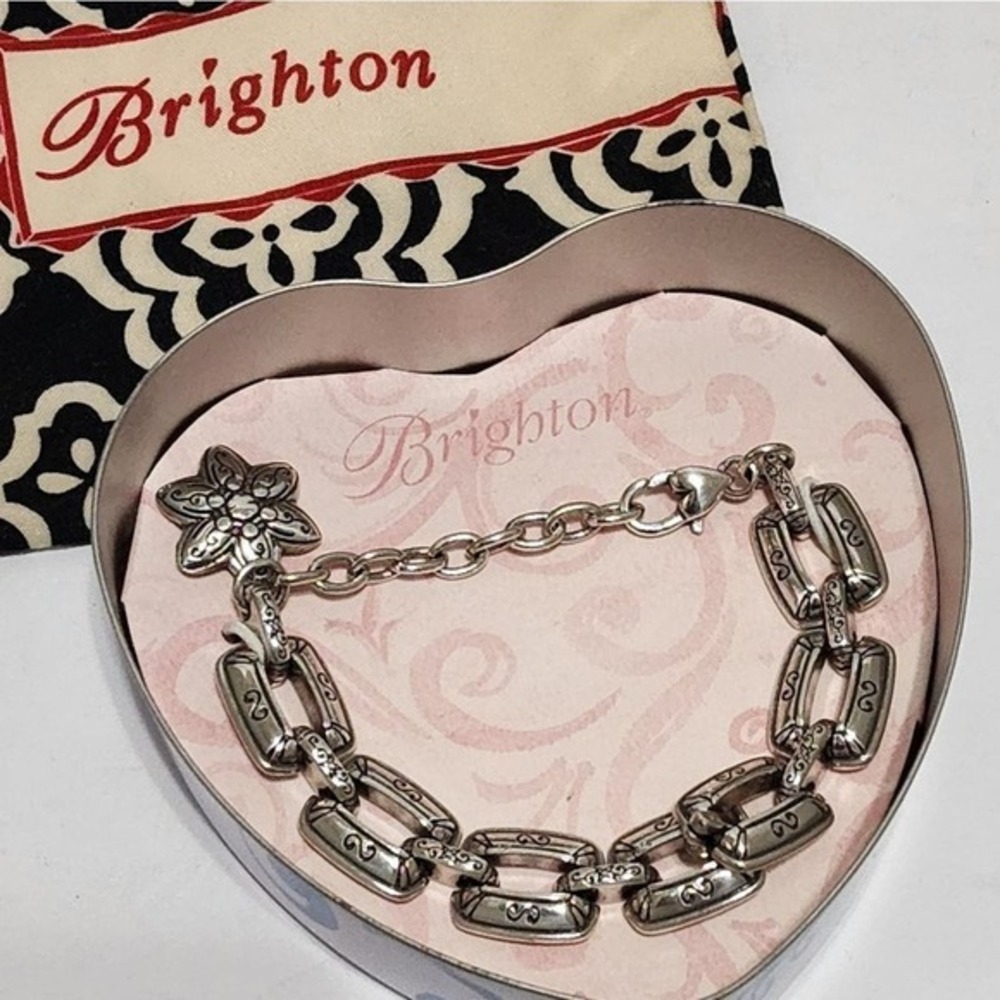 Brighton Silver Plated Link Bracelet Flower Charm Heart Shaped‎ Tin Case new